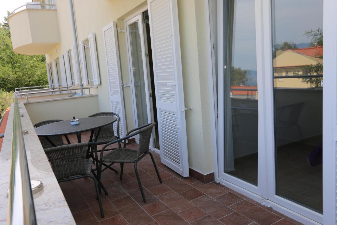 Apartments Sucic Iva I Tea โซลิเน ภายนอก รูปภาพ